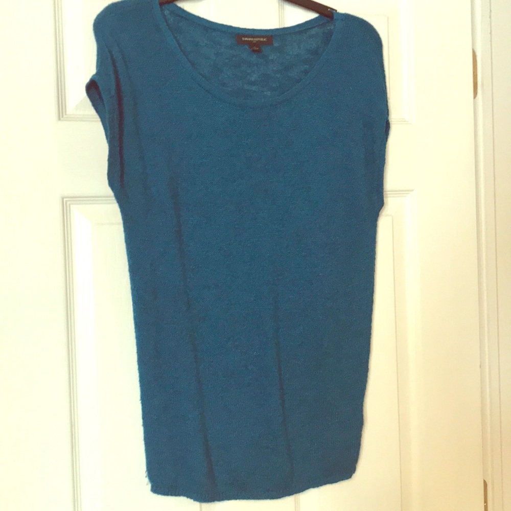 Banana republic women’s shirt sleeve sweater - S